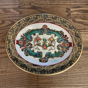 Vintage Daher Decor Lightweight Metal Black Gold Scroll Oval Wall Plate